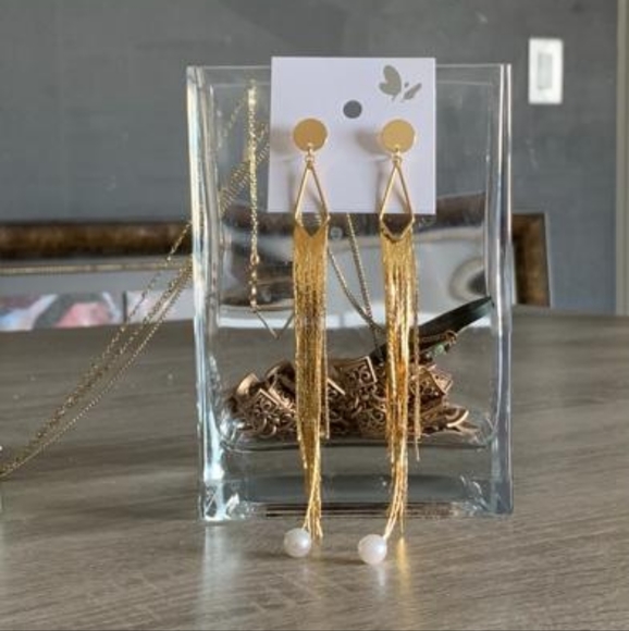 Tassel gold plated earrings. - Picture 1 of 2